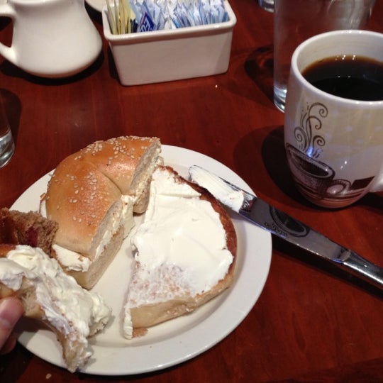 11/23/2012에 Cake E.님이 Aubergine Cafe에서 찍은 사진