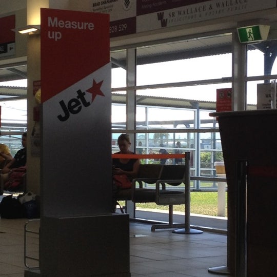 Foto tirada no(a) Mackay Airport (MKY) por Katie F. em 10/27/2012