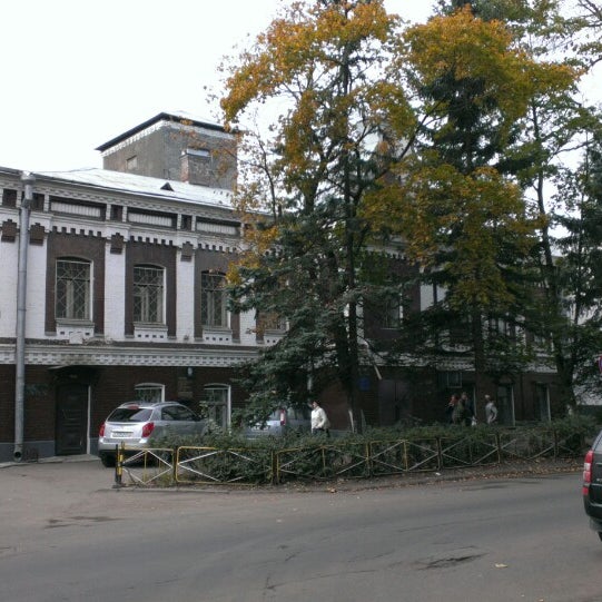 Гатчина хохлова 8. Хохлова 14 гатчина. Гатчинский отдел. Администрация гатчины и гатчинского района. Гатчина 25 октября мвд.