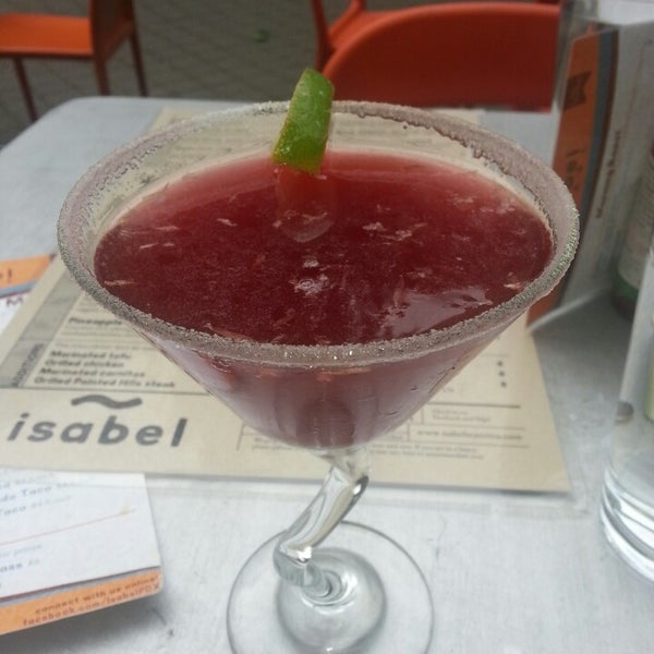 Foto diambil di Isabel Restaurant oleh Stina S. pada 5/15/2014