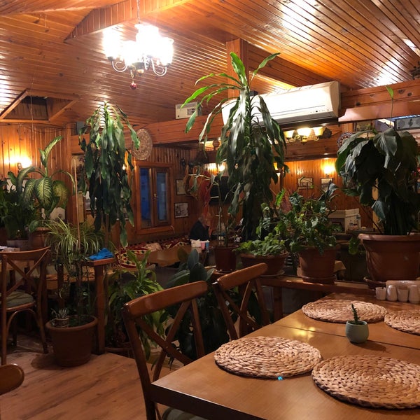 12/21/2019 tarihinde Taygun G.ziyaretçi tarafından Sabırtaşı Restaurant'de çekilen fotoğraf