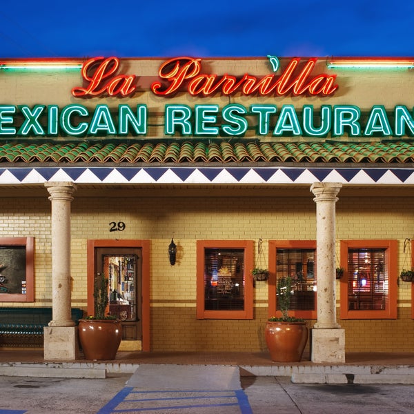 Photo taken at La Parrilla Mexican Restaurant by La Parrilla Mexican Restaurant on 10/15/2015