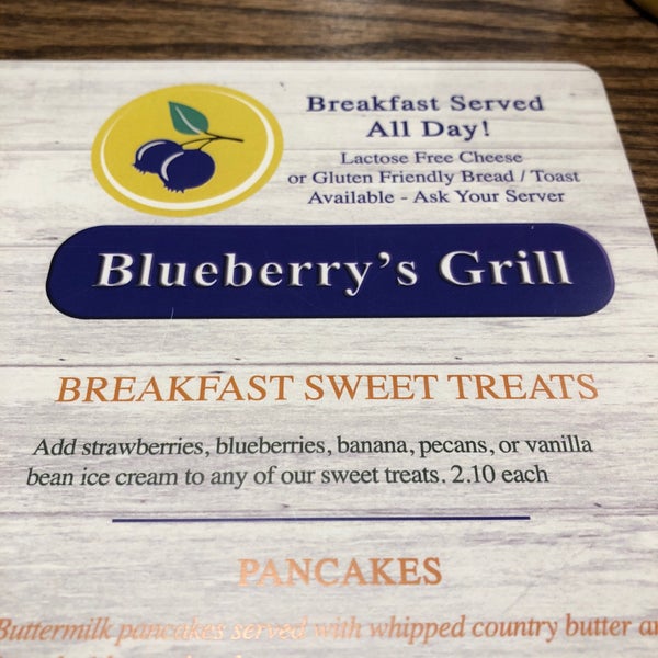 Photo taken at Blueberry’s Grill by Jonathan U. on 5/24/2018