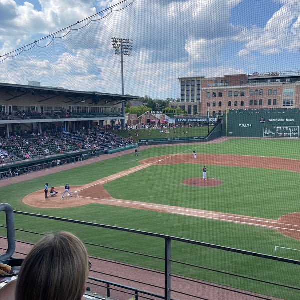 Foto tomada en Fluor Field at the West End  por Jonathan U. el 8/8/2021