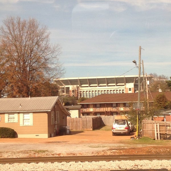 Fotos bei Amtrak Station Tuscaloosa, AL (TCL) Bahnhof