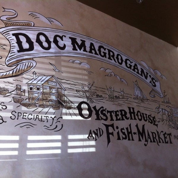 6/15/2014 tarihinde Courtney R.ziyaretçi tarafından Doc Magrogan&#39;s Oyster House'de çekilen fotoğraf