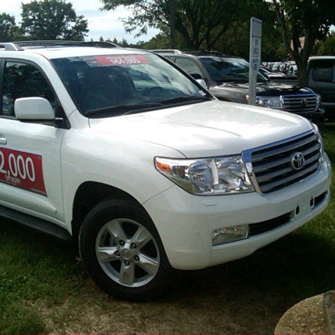 Photo taken at DARCARS Toyota Silver Spring by Christopher S. on 9/23/2013