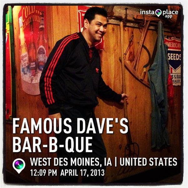 Photo taken at Famous Dave&#39;s by Paulo🍺 R. on 4/17/2013