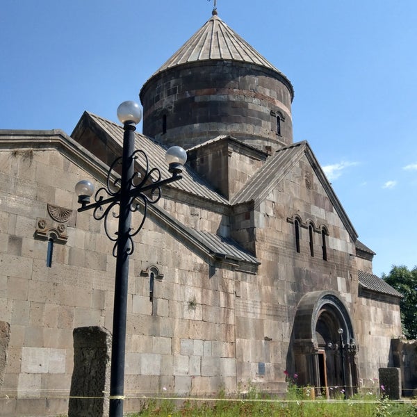 Монастырь Кечарис в Армении