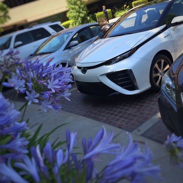 Снимок сделан в Toyota HQ пользователем LOYALTOYOTA 6/25/2015