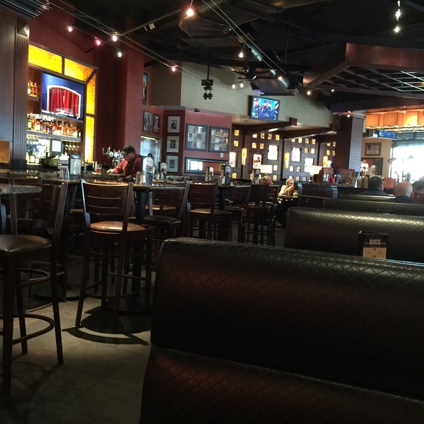 Photo taken at BJ&#39;s Restaurant &amp; Brewhouse by Diane C. on 10/30/2017