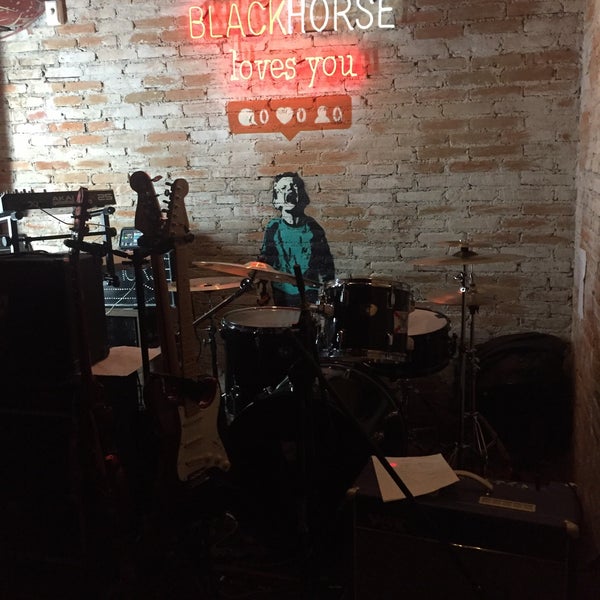 Photo taken at Black Horse by Enrique H. on 3/17/2017