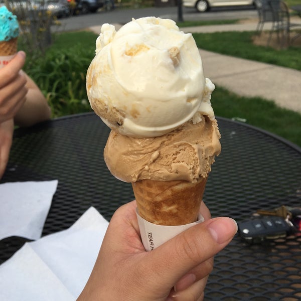 J. Foster Ice Cream Ice Cream Parlor in Simsbury Center Historic District