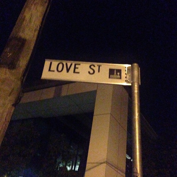 Streets love me
