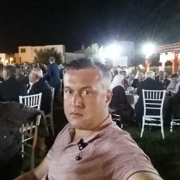 8/30/2017にÖzer K.がAltınkalp Restaurant Düğün Salonuで撮った写真