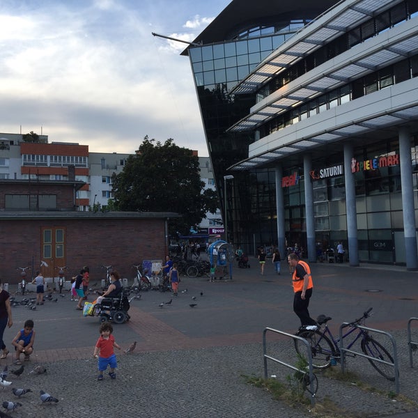 7/7/2015 tarihinde David L.ziyaretçi tarafından Gesundbrunnen Center'de çekilen fotoğraf