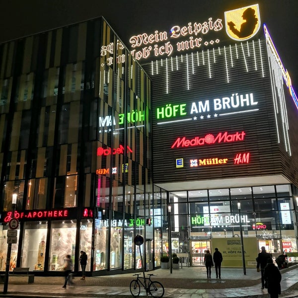 รูปภาพถ่ายที่ Höfe am Brühl โดย David L. เมื่อ 12/9/2019