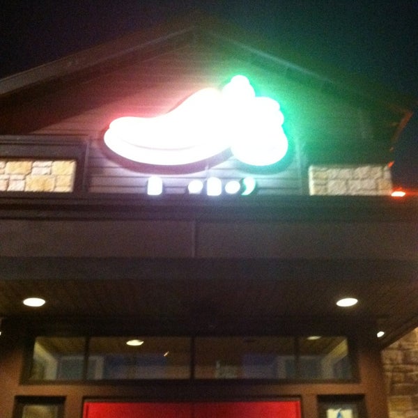 Photo taken at Chili&#39;s Grill &amp; Bar by Jay A. on 1/20/2013