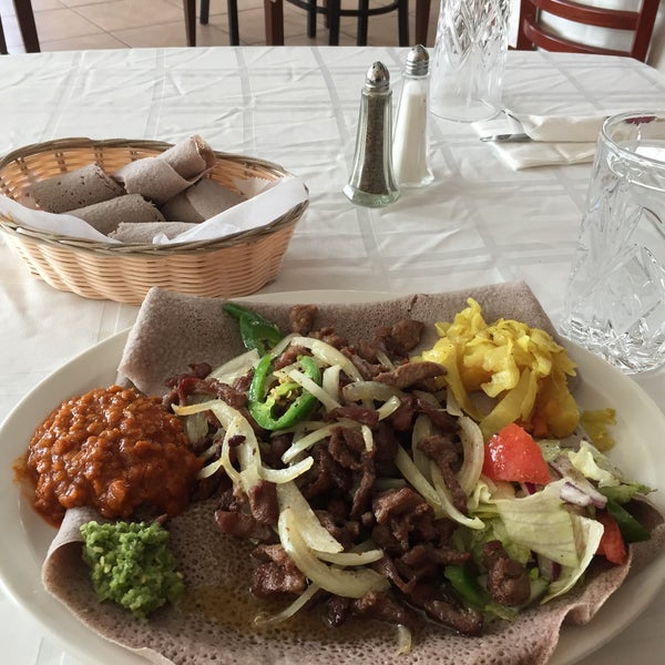 I had Dereck Tibs with injera. Don't know if I ate it right by wrapping the injera around everything else. But it tasted good to me. Staff was friendly