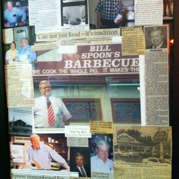 Foto tirada no(a) Bill Spoon&#39;s Barbecue por Shawn G. em 2/23/2013