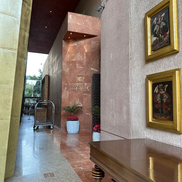 Das Foto wurde bei JW Marriott Hotel Mexico City von Francesco am 12/6/2022 aufgenommen