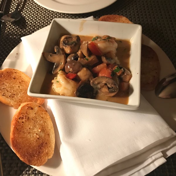 The Cat & Custard Cup 800 E Whittier Blvd