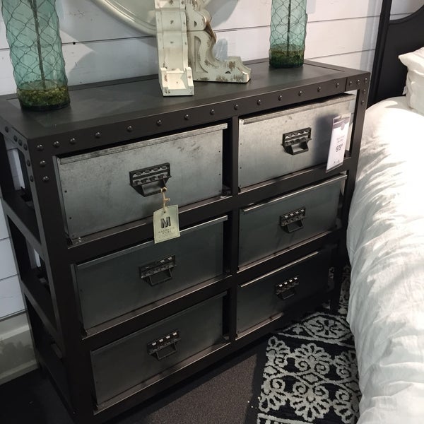 American Signature Furniture Furniture and Home Store in Jacksonville