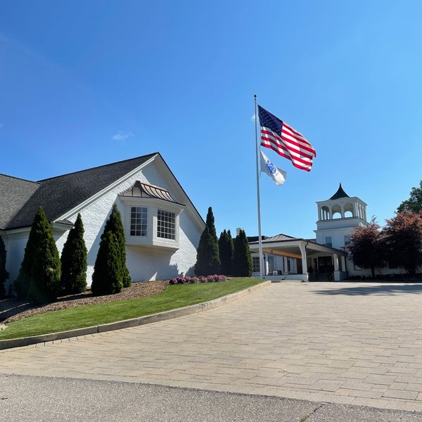 Orchard Lake Country Club Golf Course in West Bloomfield