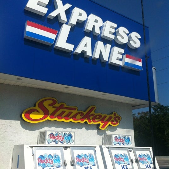 Chevron Gas Station in Freeport