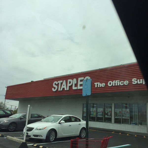 Staples Dongan Hills 3 tips from 484 visitors