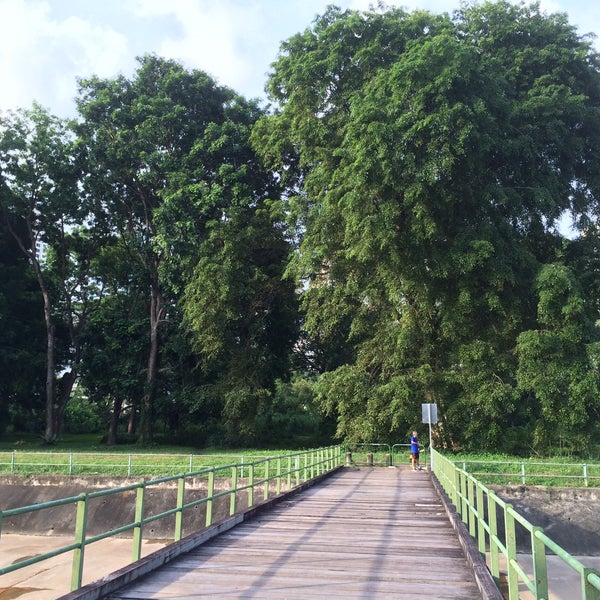 Teck Whye Secondary School Choa Chu Kang 8 tips from 550 visitors