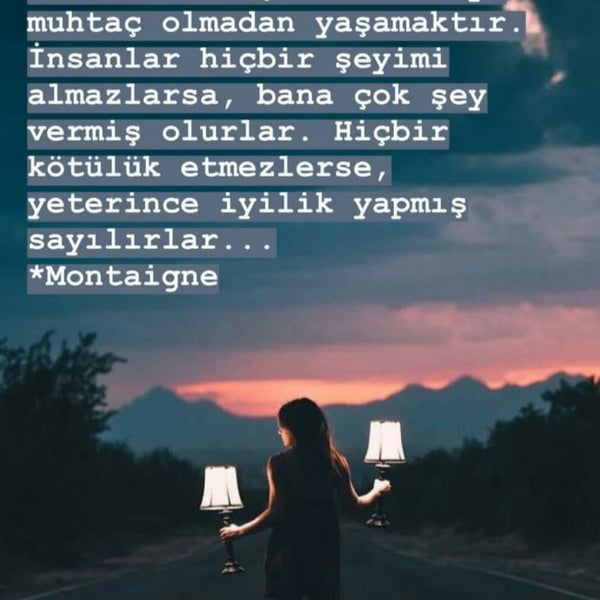 Das Foto wurde bei Kalyon Café von Pınar Ö. am 3/11/2018 aufgenommen