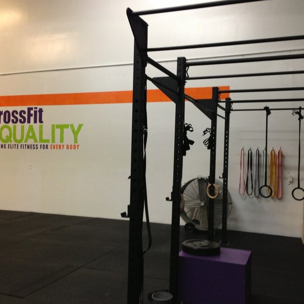 Foto tirada no(a) CrossFit Equality por Vinny B. em 1/16/2013