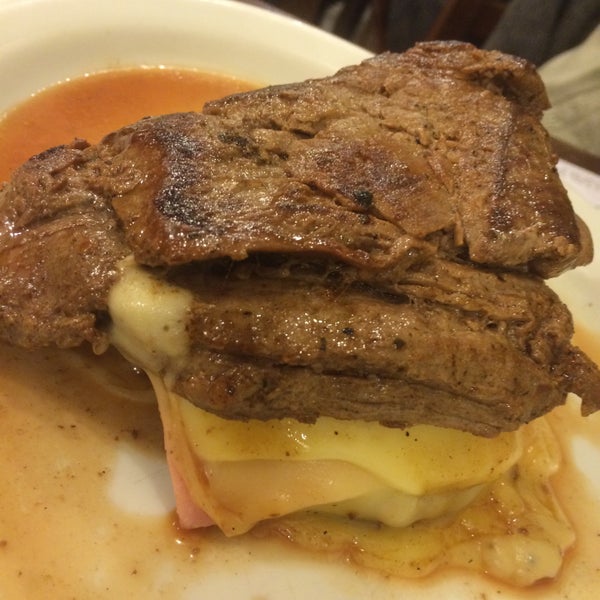 Foto tirada no(a) Santo Antônio Restaurante e Churrascaria por Carlos Generoso em 6/30/2015