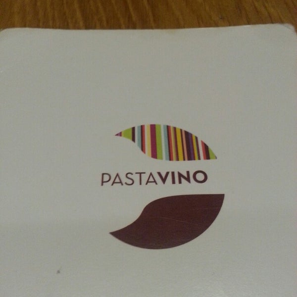 รูปภาพถ่ายที่ PastaVino โดย Paul M. เมื่อ 8/11/2013