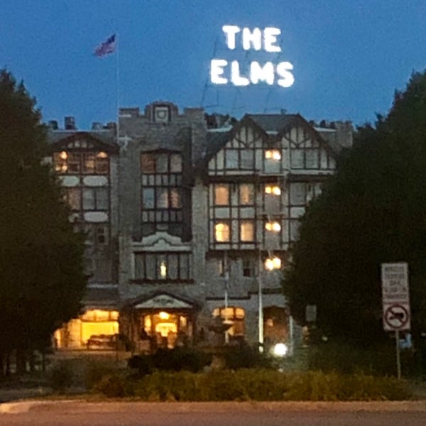 Foto tomada en The Elms Hotel &amp; Spa  por Cindy W. el 7/4/2019