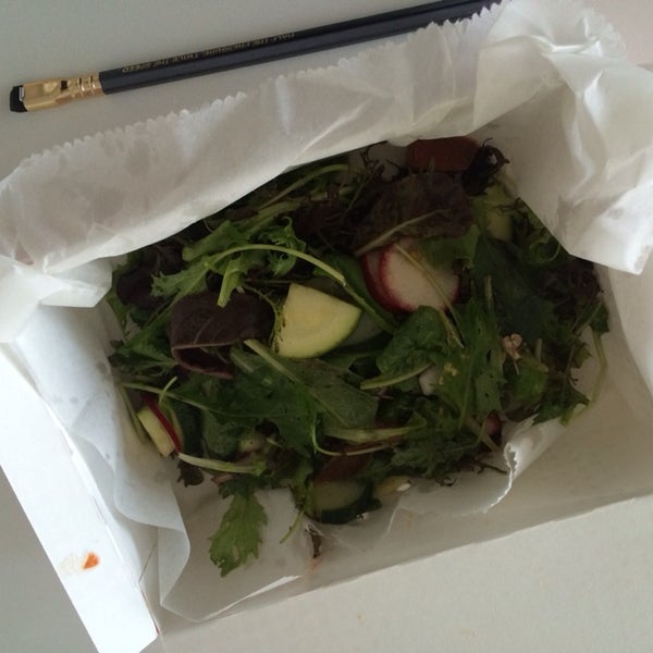 This is what a ten dollar to-go salad looks like from Wilma Jean. Bummer.