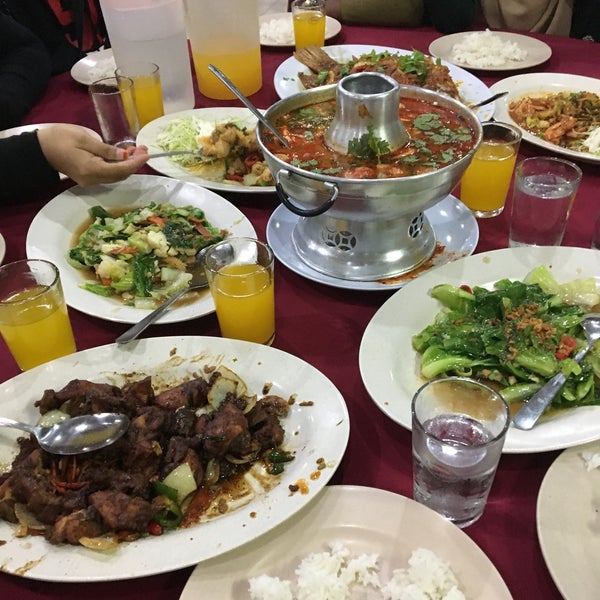 Fotos Em Restoran D Coral Ikan Bakar Istimewa Thai Seafood Kuala Selangor Selangor