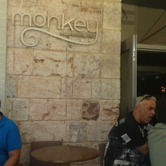 6/22/2014にGönül Y.がMonkey Espresso Barで撮った写真