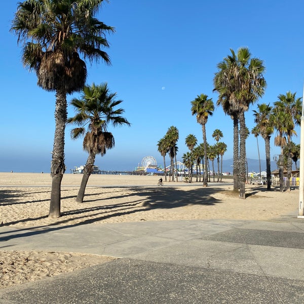 Foto tirada no(a) Shutters on the Beach por Sel T. em 11/4/2020