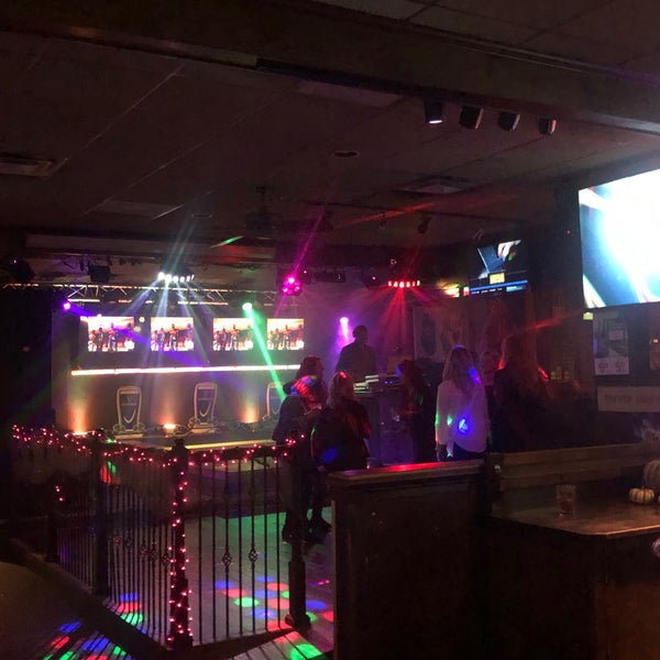 10/13/2019 tarihinde Ryanziyaretçi tarafından Ned Devine&#39;s Irish Pub &amp; Sports Bar'de çekilen fotoğraf
