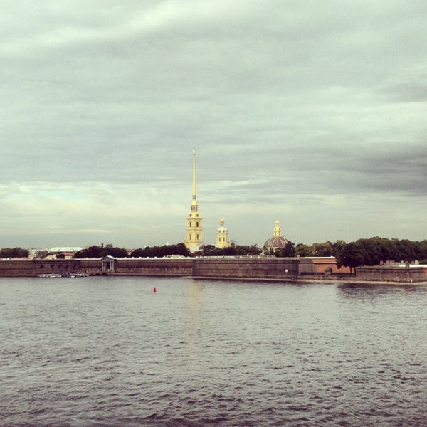 Ост вест санкт петербург