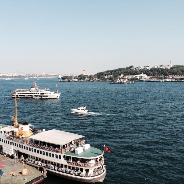 8/26/2015 tarihinde Mesut E.ziyaretçi tarafından Galatalı Balık'de çekilen fotoğraf
