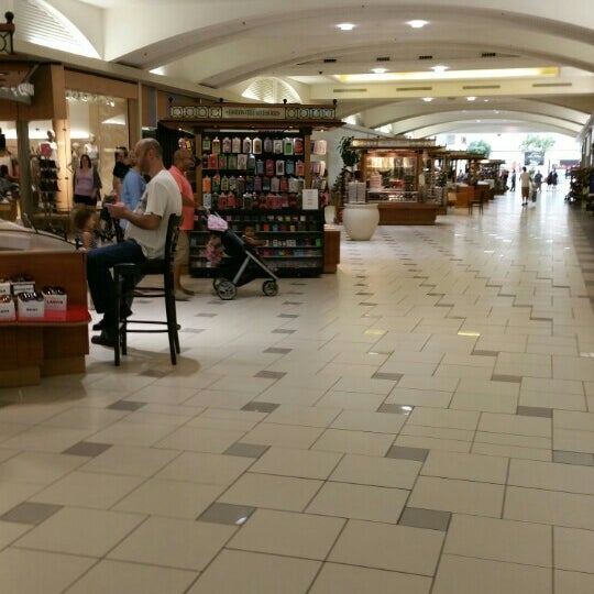 Photo taken at Orlando Fashion Square by Taylor W. on 7/11/2015