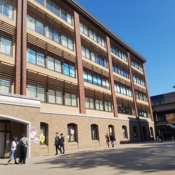 Photos At 学習院女子中 高等科 High School In 新宿区 Photos At 学習院女子中 高等科 High School In 新宿区