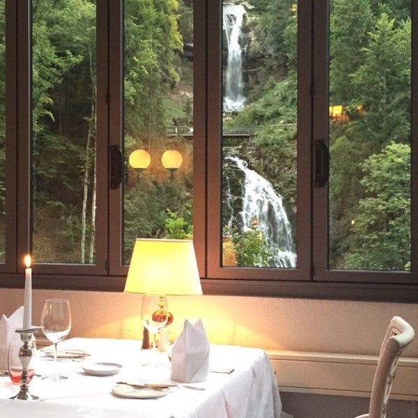 Гостиница Grand Hotel Giessbach