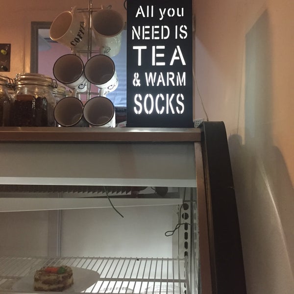 11/24/2015에 Elizabeth C.님이 Rico Aroma Tea &amp; Coffee Shop에서 찍은 사진