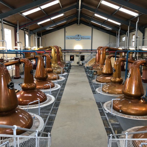 Foto tirada no(a) Glenfiddich Distillery por Richard W. em 5/26/2019