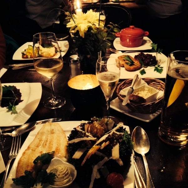 Das Dorf German Restaurant in Hamburg