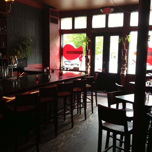 Baileys' Chocolate Bar Lafayette Square 84 tips from 3199 visitors